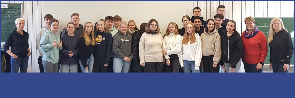 Read more about the article Frau Silber von der Verbraucherzentrale zu Gast an der Hornbergschule